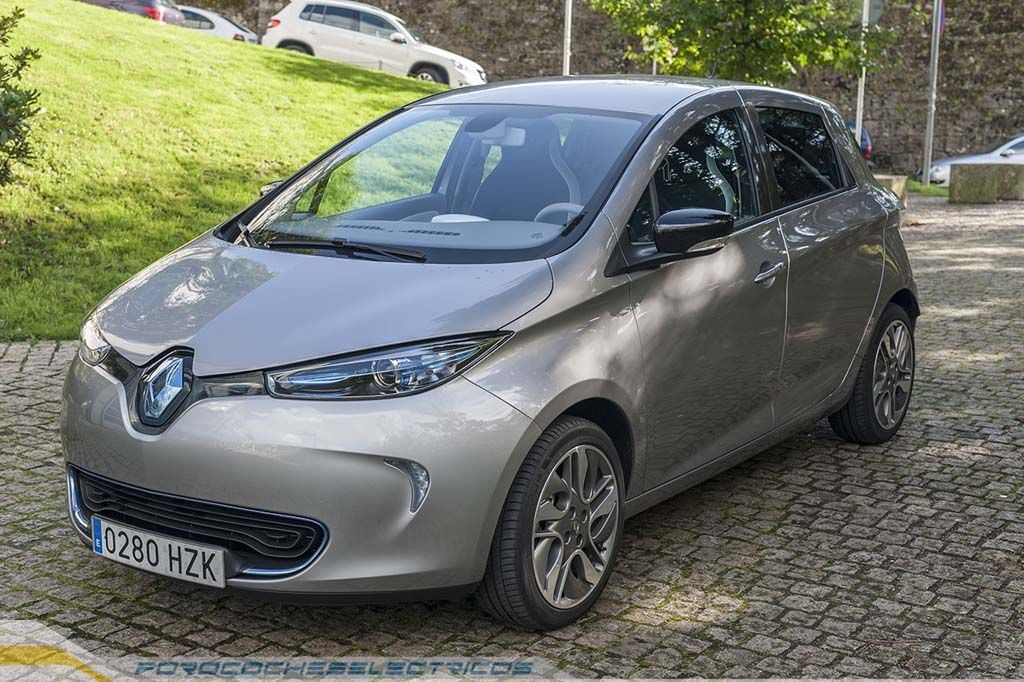 Renault ZOE. Nombrado por tercer año consecutivo mejor coche eléctrico del año en Inglaterra por debajo de las 20.000 libras