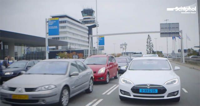 tesla-model-s-taxi-amsterdam