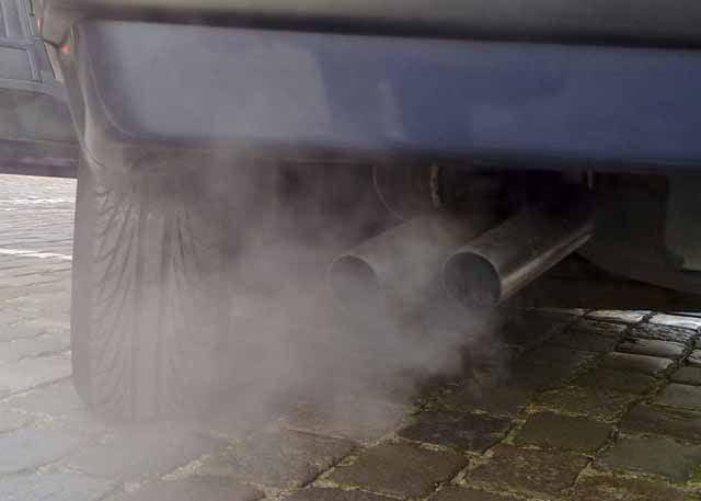 La contaminación sepulta Madrid. Niveles para limitar el tráfico en la capital