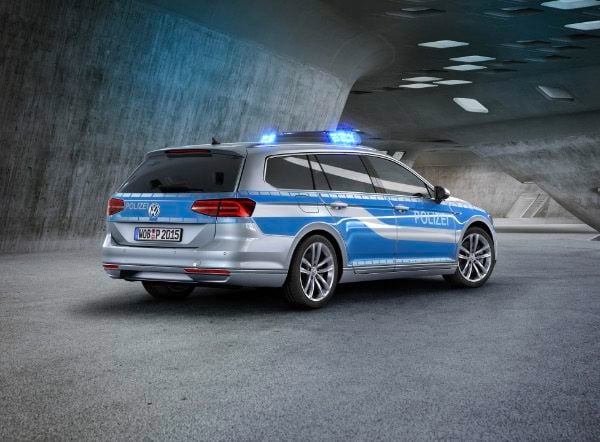 VW-Passat-GTE-Polizeifahrzeug_Studie