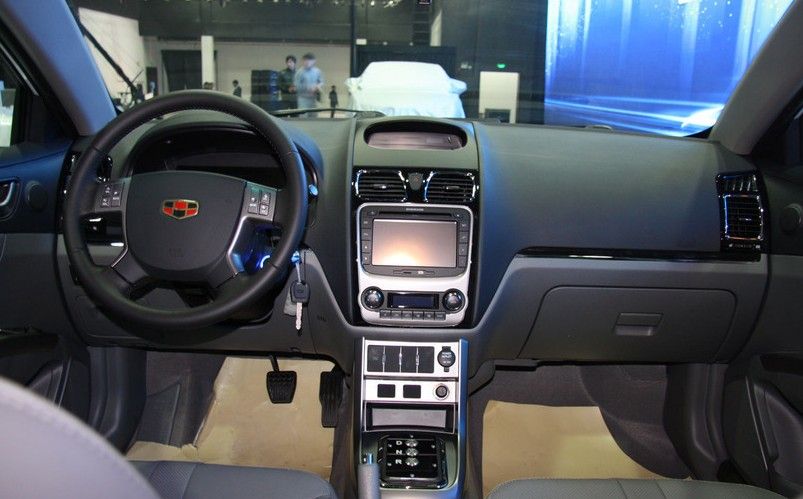 geely-emgrand-ec7-ev-6