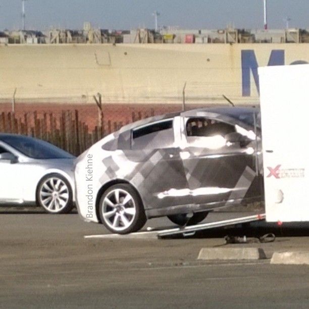 Cazado el Tesla Model X durante unas pruebas