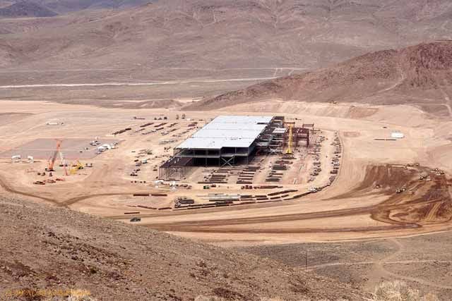 La Gigafábrica de Tesla podría ser mucho más grande que en el plan inicial