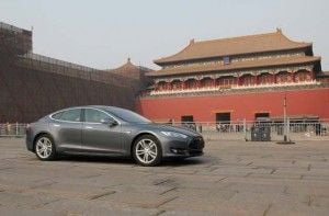 2014-tesla-model-s-in-china_100464978_h