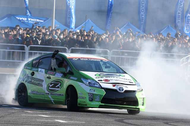 Un Toyota Prius eléctrico, y con tracción trasera