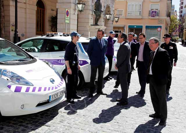 El Ayuntamiento de Gandía incorpora siete Nissan LEAF a su flota del Servicio de Atención Ciudadana