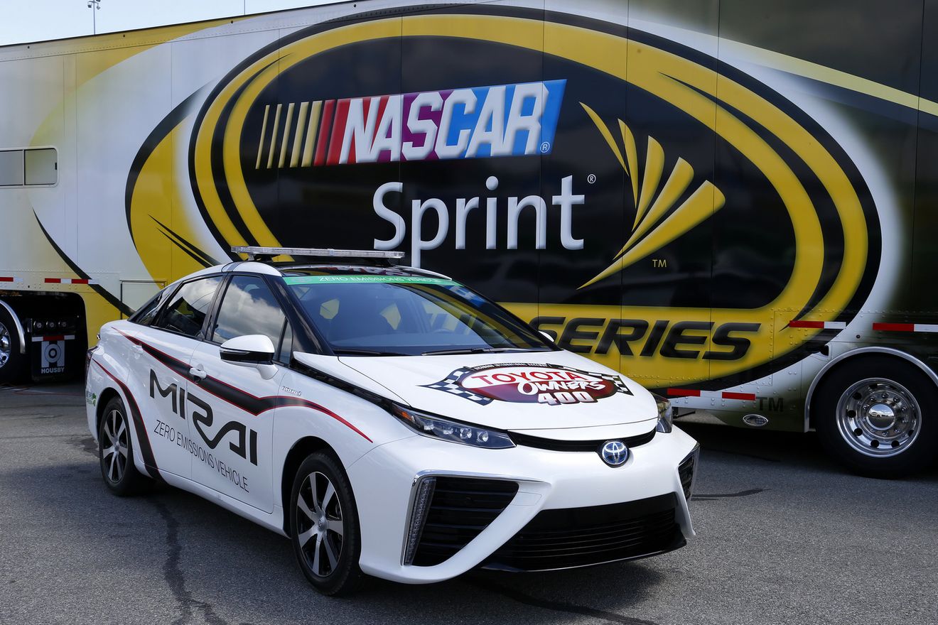 El Toyota Mirai, safety car de la NASCAR