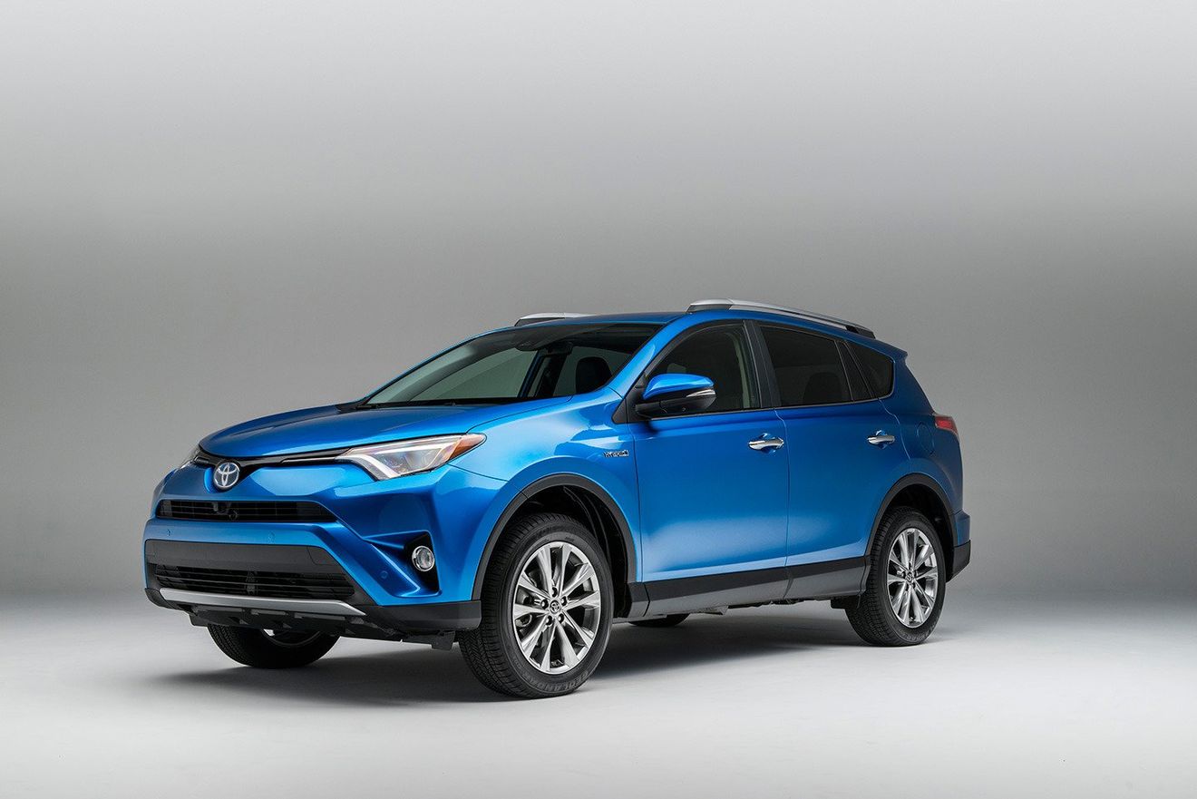 Toyota-RAV4-Hybrid-2016-04