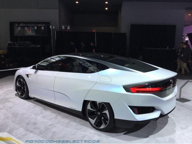 honda-fcv-3