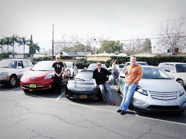 Diez años conduciendo coches eléctricos. Experiencias de los pioneros en movilidad eléctrica