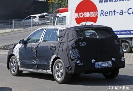 Kia-DE-spy-shots-440x300