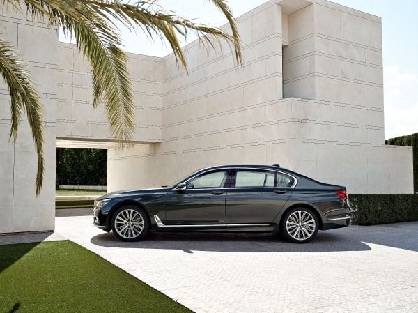 BMW 740e xDrive