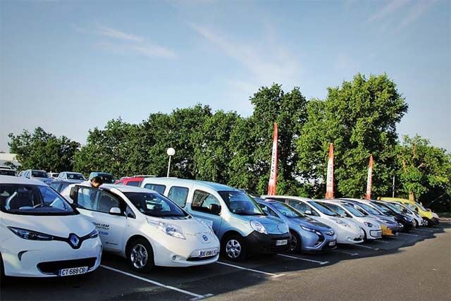 ¿Tiene sentido incentivar coches eléctricos donde la red eléctrica es más contaminante?