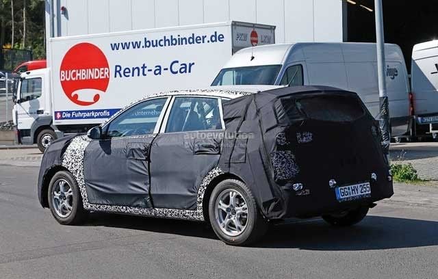 kia-niro-hybrid-suv-2