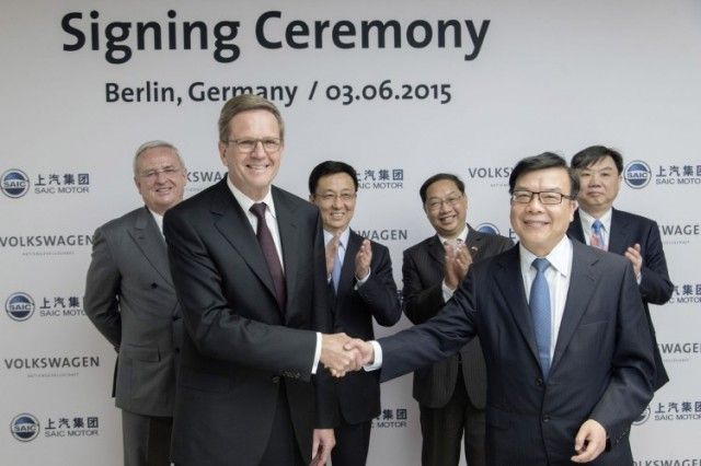 Volkswagen unterzeichnet Forschungskooperation im Bereich e-mobility mit chinesischem Joint Venture Partner SAIC