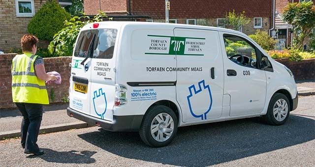 e-nv200-delivery_1