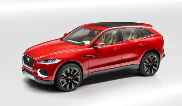 Jaguar-F-Pace_Jag_C-X17_Red_Image_140114_01