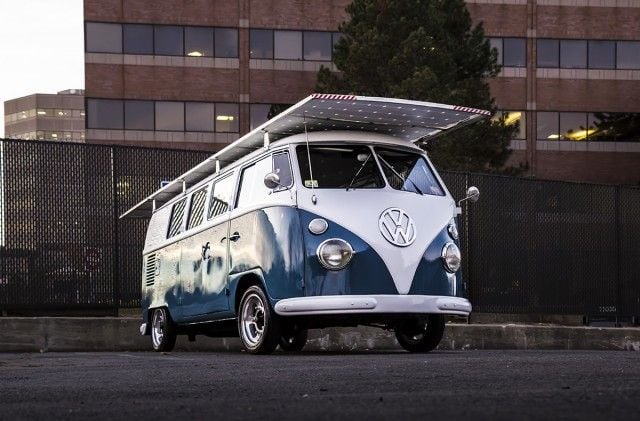 Una Volkswagen de 1966 impulsada por energía solar