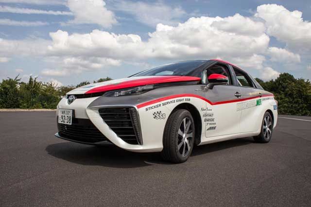 toyota-mirai-wrc