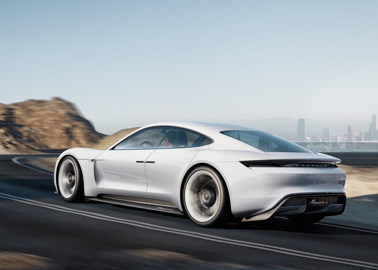 Conoce de cerca el diseño de Porsche Mission E (Vídeo)