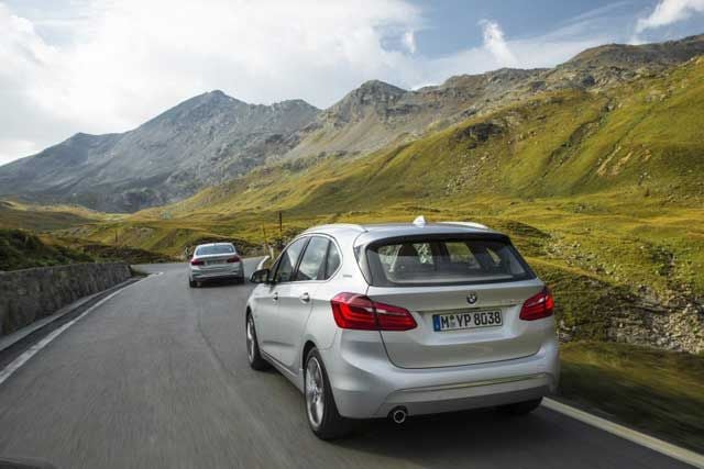 BMW-225xe-Active-Tourer-Plug-in-Hybrid-16-850x567