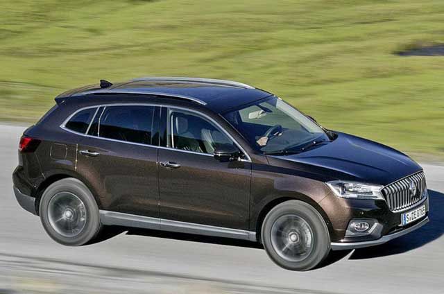 Borgward BX7. El renacimiento del fabricante alemán contará con una versión enchufable