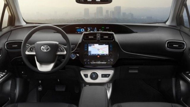 prius-interior-1