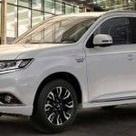 outlander-phev-2015-2