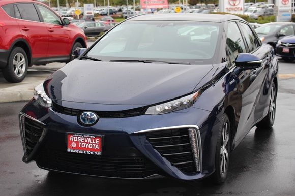 Los difíciles inicios del primer propietario de un Toyota Mirai