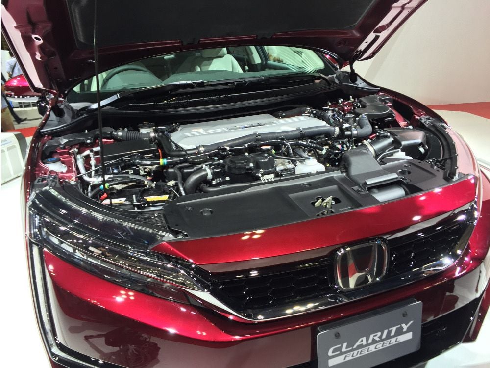 honda-clarity-fuel-cell-2015-tokyo-motor-show_100531909_h