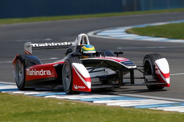 Fórmula E News. Carrera de punta del Este, Uruguay. Williams recibe un premio y Trulli deja paso a Jaguar