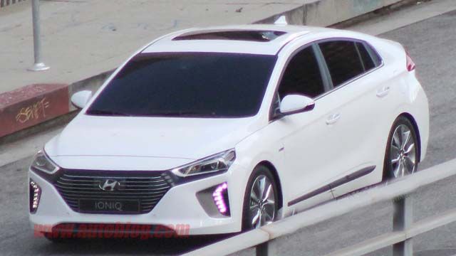 El Hyundai Ioniq eléctrico, y la versión híbrida enchufable, llegarán al mercado este mismo año