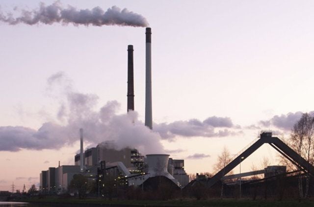 Los países que más y menos contaminan a la hora de cargar un coche eléctrico