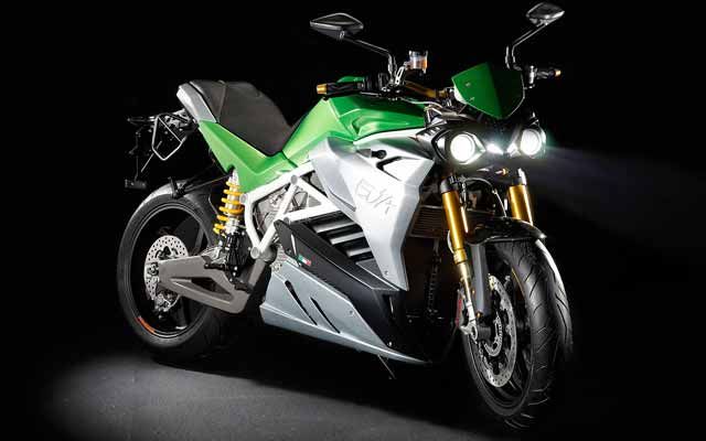 Energica EVA. Después del prototipo, por fin llega el modelo de producción