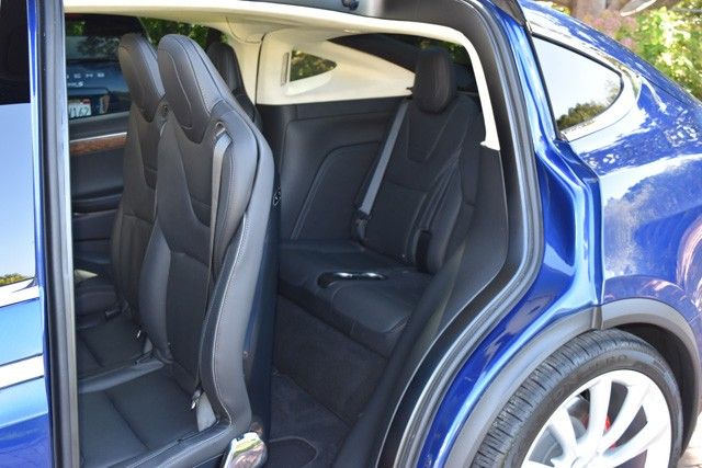 tesla-model-x-back-seats