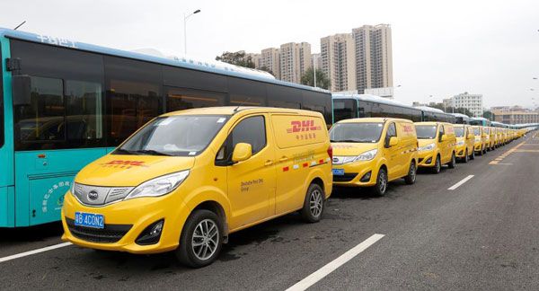 DHL estrena una flota de furgonetas eléctricas de BYD