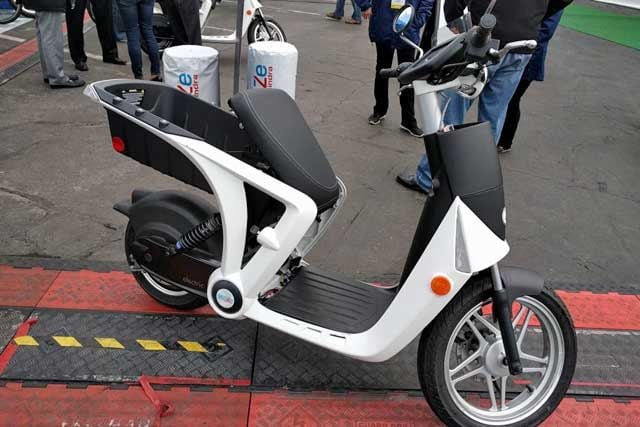 Mahindra Genze 2.0. El scooter eléctrico llegará este otoño al mercado