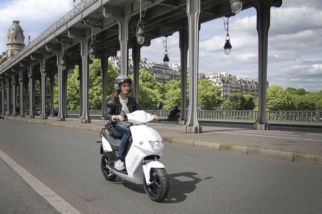 París añade 1.000 nuevos scooters eléctricos a su flota de motosharing Cityscoot