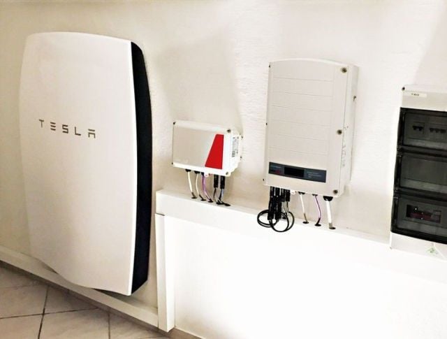 TeslaPowerwallInstalation