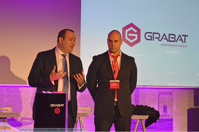 Martín Martinez, CEO de Graphenano, junto a Camilo Merino, Ingeniero de Graphenano