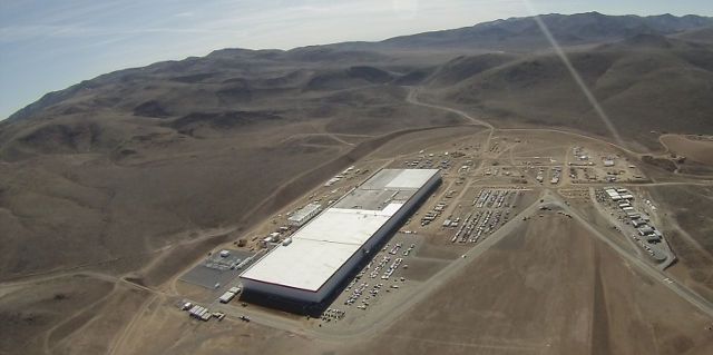 Nuevas fotos aéreas de la Gigafábrica de Tesla que demuestran grandes avances