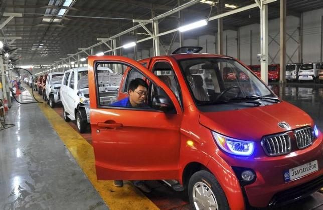 China doblará las ventas de coches eléctricos este año