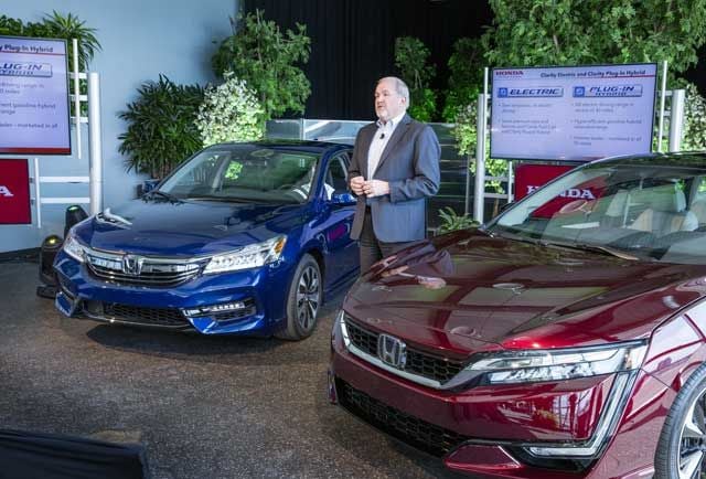 Honda confirma que el Clarity tendrá variantes a hidrógeno, híbrida enchufable y eléctrica