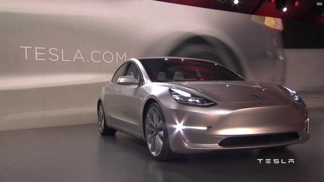 Tesla-Model-3-7