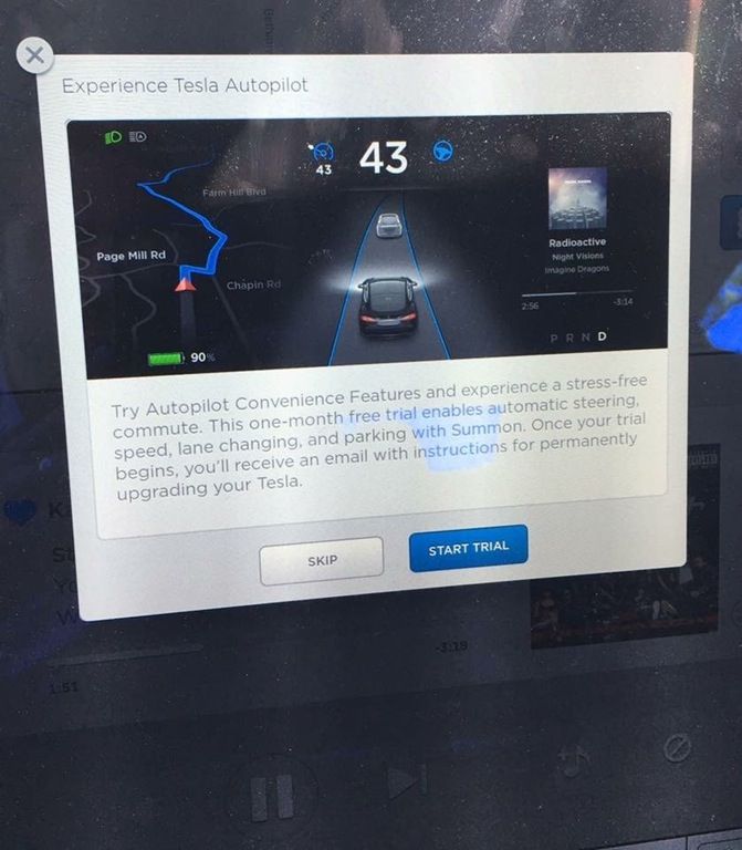 Tesla ofrece un mes de prueba gratuita del sistema de autopilotaje a los dueños del Model S y el Model X