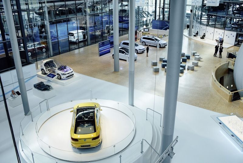 Volkswagen convierte una fábrica cerrada en un expositor de movilidad eléctrica