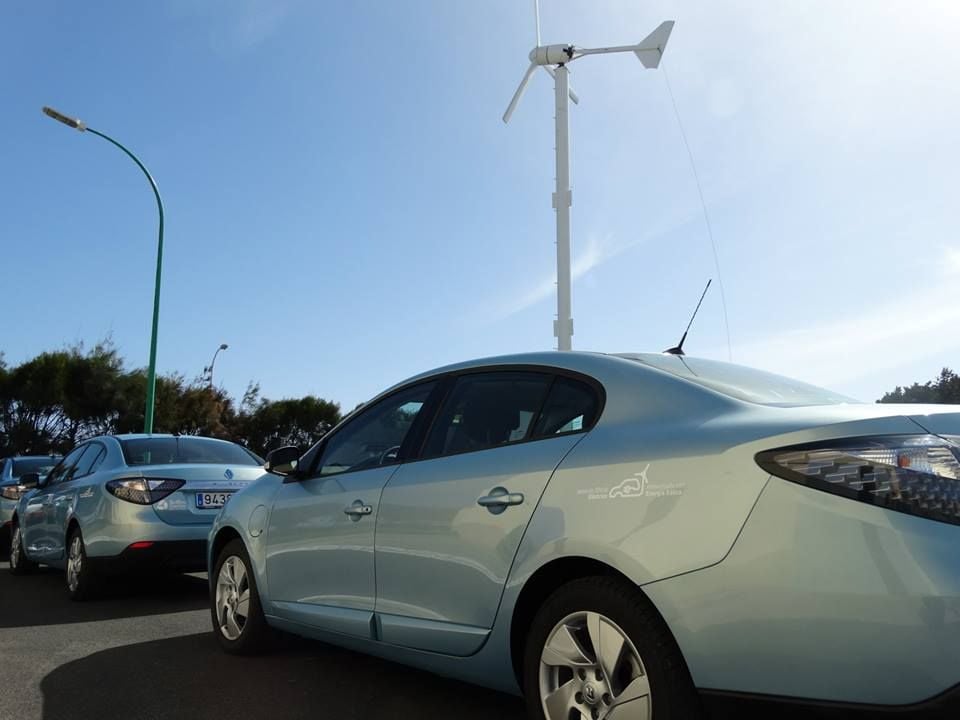 Lo Mejor de la Semana en DiarioRenovables. Powerpacks para evitar apagones, primer parque eólico flotante...