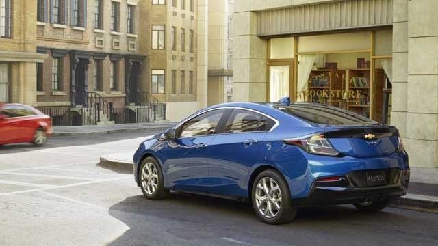 chevrolet-volt-trasera