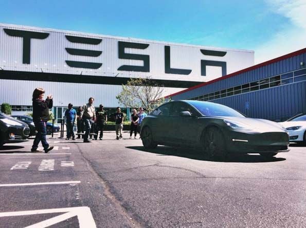 El diseño de la línea de producción del Model 3 ya está completado