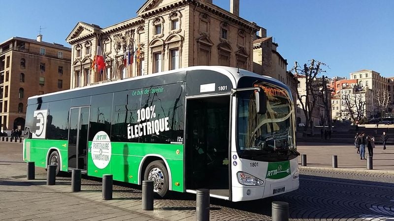 Marsella quiere tener una flota de autobuses 100% eléctrica en 2035, y este es el plan para lograrlo